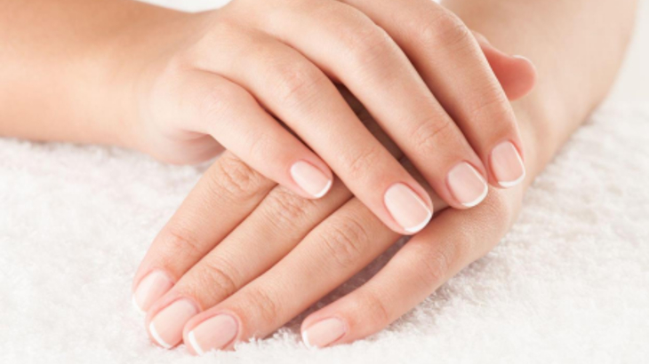 Biotin für Haut und Nägel
